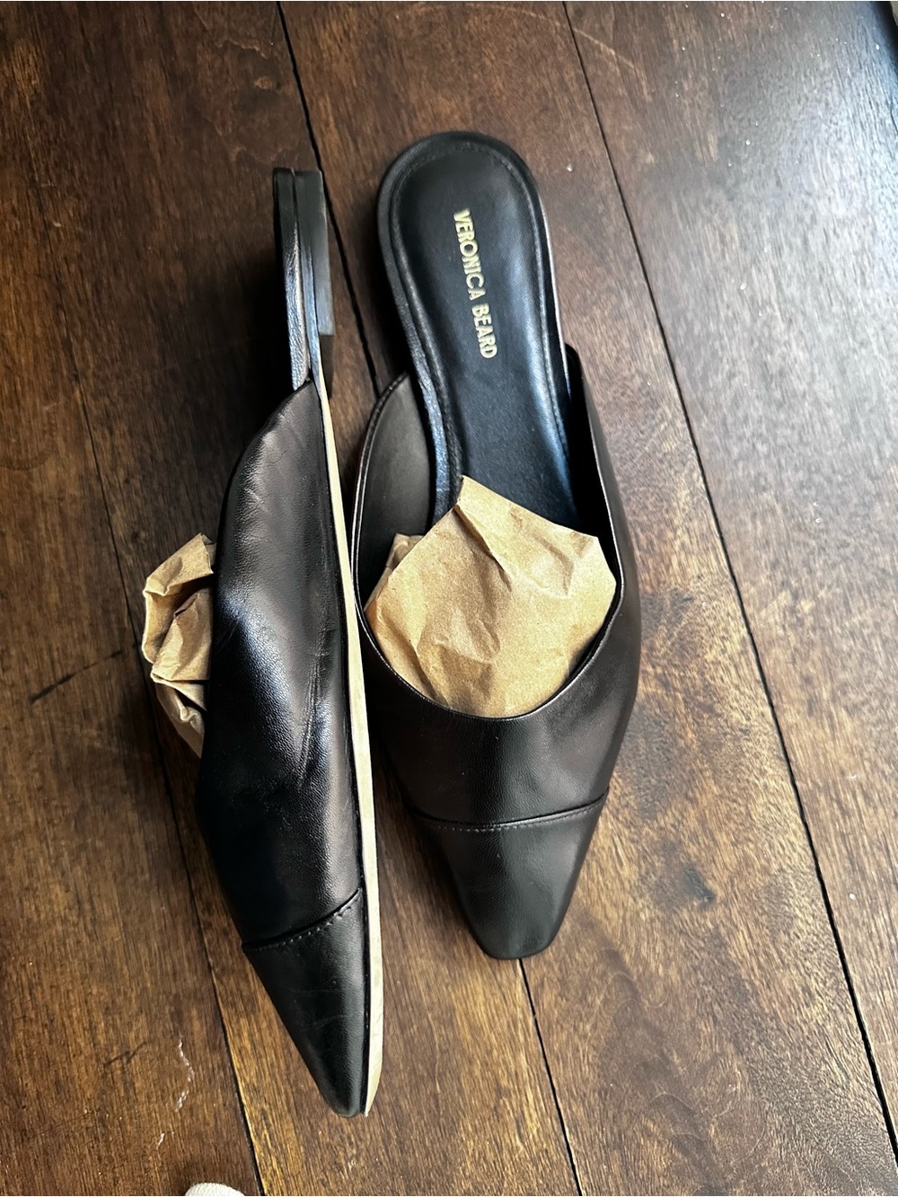 Veronica Beard Black Leather Pointed Mules - Picture 4 of 4